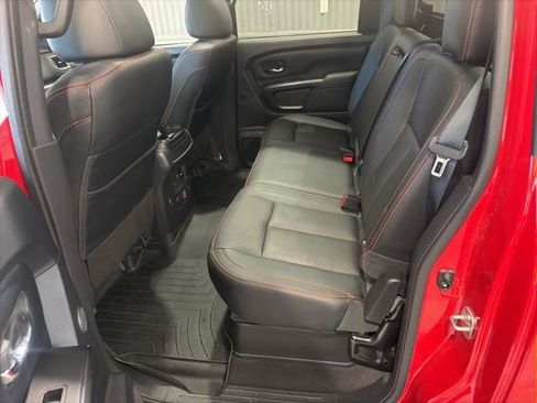 Used 2024 Nissan Titan PRO-4X w/ Pro-4x Convenience Package AWD/4WD image 9