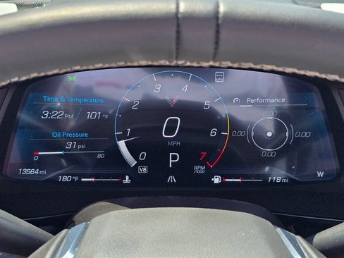 Used 2023 Chevrolet Corvette Stingray Preferred Cpe w/ Body-Color Dual Roof Package RWD image 7