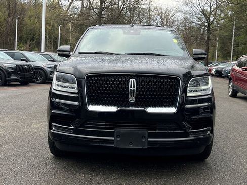 Used 2021 Lincoln Navigator Reserve image 2