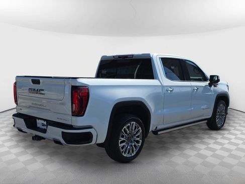 Used 2023 GMC Sierra 1500 Denali Ultimate image 4
