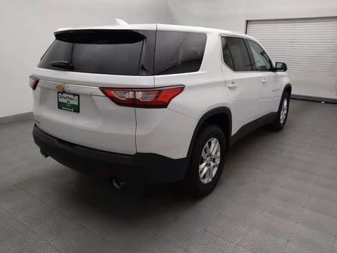 Used 2019 Chevrolet Traverse LS FWD image 9