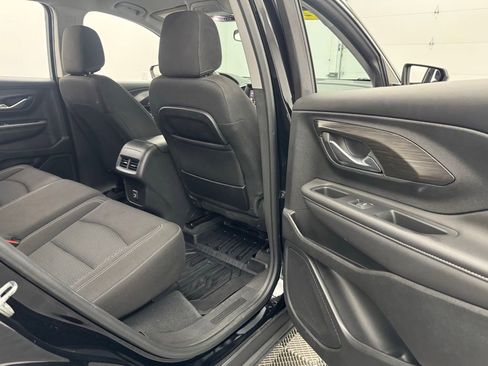 Used 2022 GMC Terrain SLE w/ Driver Convenience Package AWD/4WD image 30