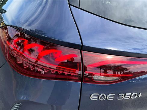Used 2023 Mercedes-Benz EQE 350+ SUV image 28