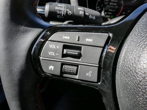 Certified 2025 Honda Pilot TrailSport image 19