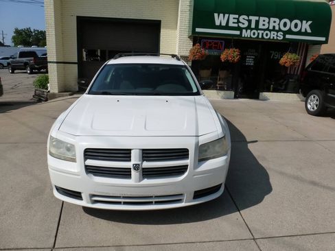 Used 2008 Dodge Magnum SE RWD image 7
