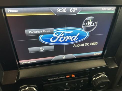 Used 2015 Ford F150 XLT w/ Equipment Group 301A Mid AWD/4WD image 23