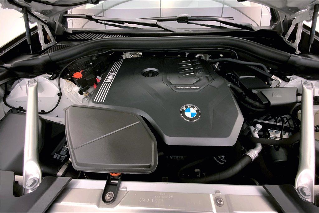 Certified 2024 BMW X3 xDrive30i w/ Premium Package AWD/4WD image 9