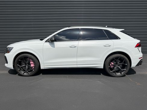 Used 2025 Audi RS Q8 performance AWD/4WD image 2