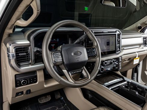Used 2026 Ford F450 Platinum w/ Platinum Plus Package image 17