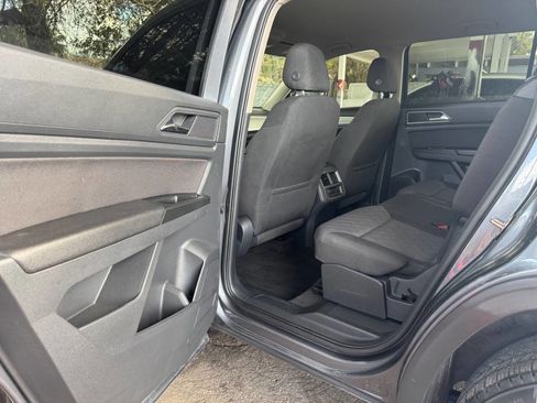 Used 2018 Volkswagen Atlas S image 14