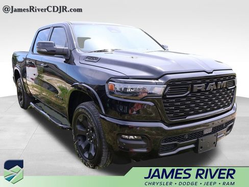 Used 2025 RAM 1500 Big Horn AWD/4WD image 13