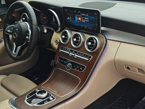 Used 2019 Mercedes-Benz C 300 Sedan image 13