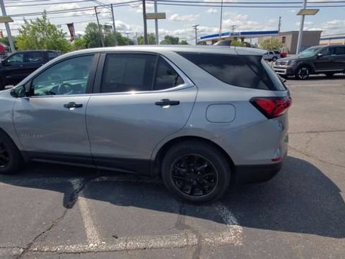 Certified 2024 Chevrolet Equinox LT w/ LPO, Floor Liner Package FWD image 6