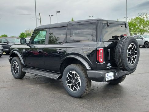 New 2026 Ford Bronco Outer Banks AWD/4WD image 6