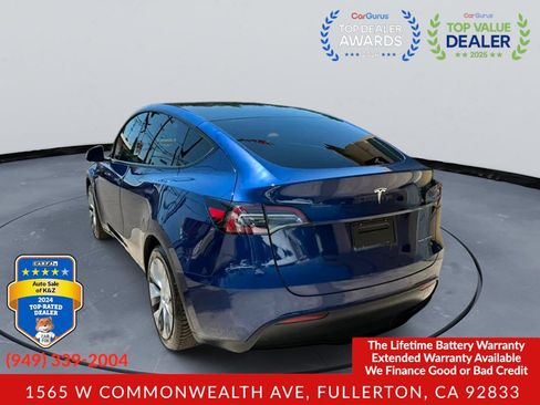 Used 2021 Tesla Model Y Long Range AWD/4WD image 2