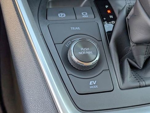 New 2025 Toyota RAV4 LE image 16