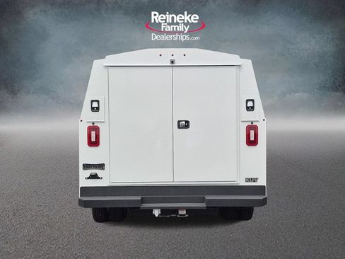 New 2027 Ford E-350 and Econoline 350 Super Duty w/ Power Equipment Group RWD image 6