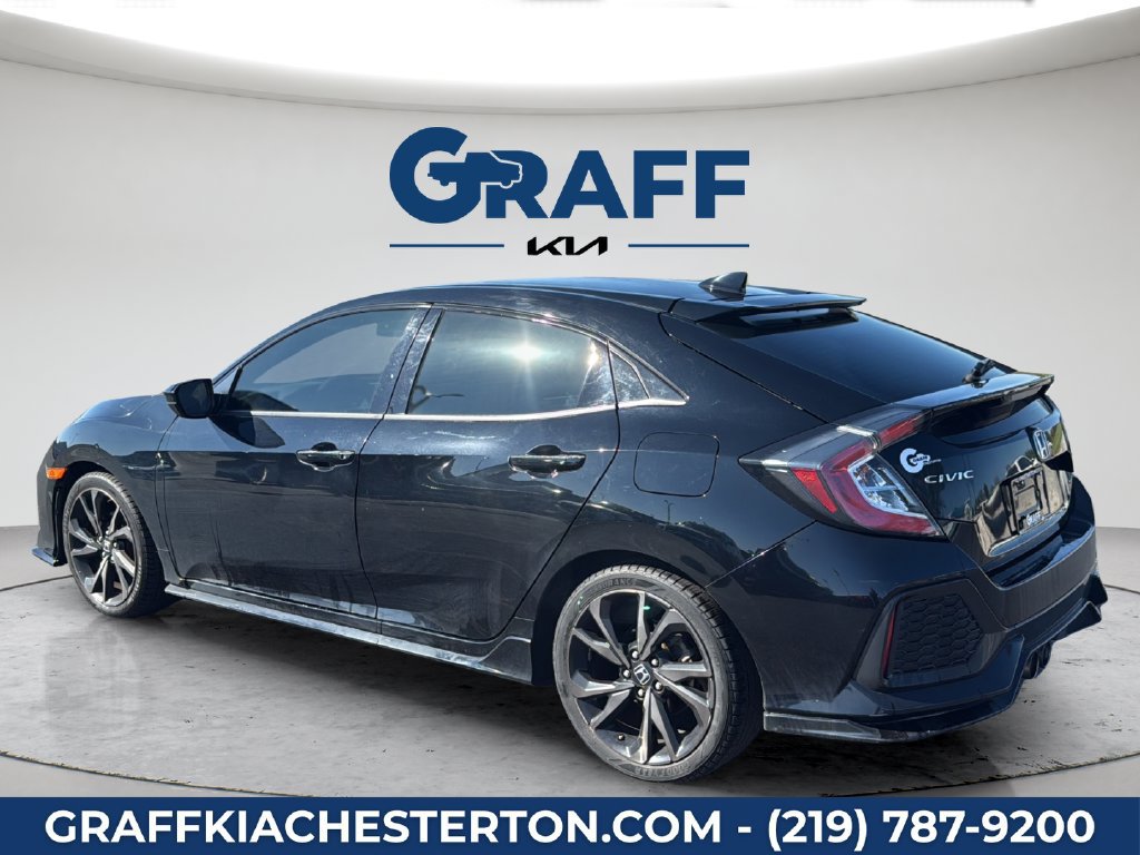Used 2018 Honda Civic Sport image 4