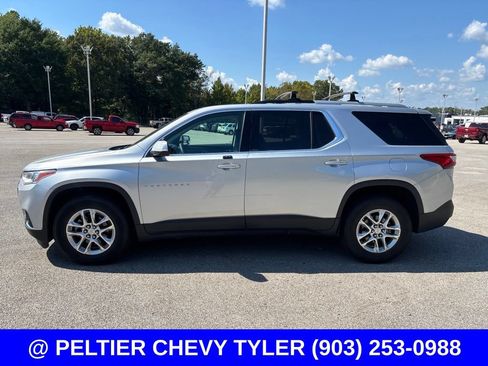 Used 2018 Chevrolet Traverse LT FWD image 4