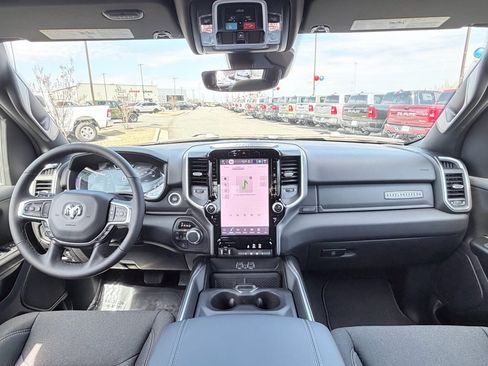 New 2026 RAM 1500 Big Horn AWD/4WD image 21