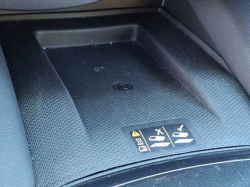 Used 2025 Chevrolet Blazer RS image 27