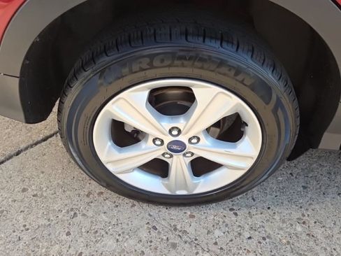Used 2014 Ford Escape SE w/ Equipment Group 201A AWD/4WD image 9