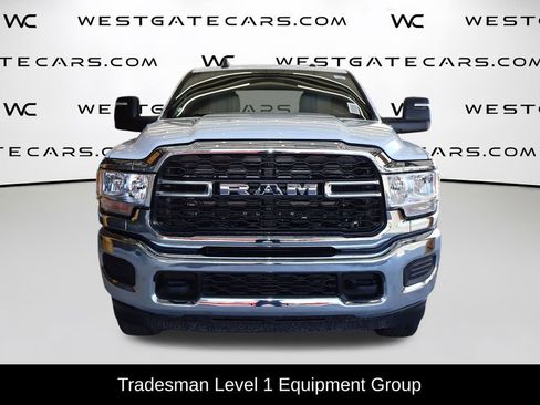 New 2024 RAM 2500 Tradesman w/ Chrome Appearance Group image 4