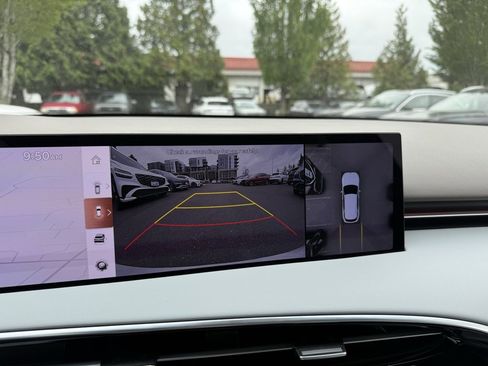 Used 2026 Genesis GV70 2.5T Advanced image 31