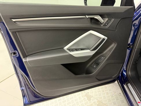 Used 2025 Audi Q3 2.0T Premium w/ Convenience Package image 25