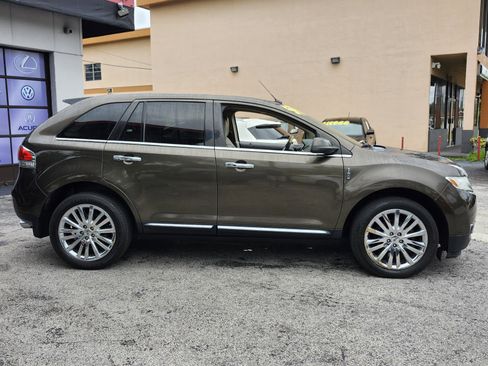 Used 2011 Lincoln MKX 2WD w/ 102A Rapid Spec Order Code image 10