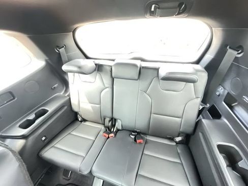 Used 2024 Kia Telluride EX X-Line AWD/4WD image 18