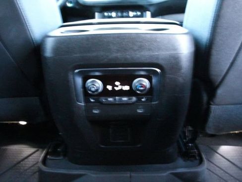 Used 2023 Chevrolet Tahoe High Country image 33