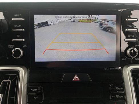 Used 2021 Kia Sorento S image 25