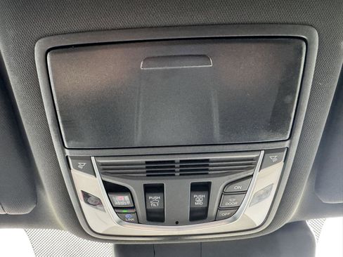 Used 2025 Acura RDX A-Spec image 13