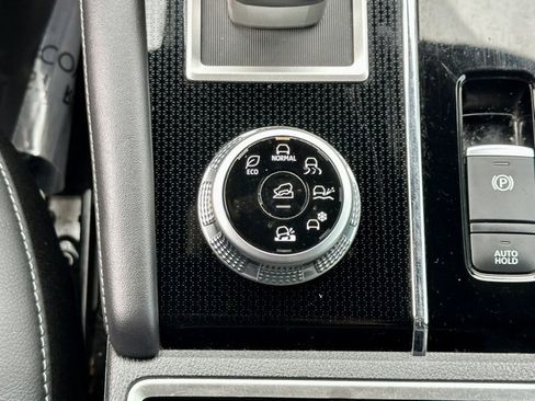 Used 2023 Mitsubishi Outlander SEL Black Edition image 35