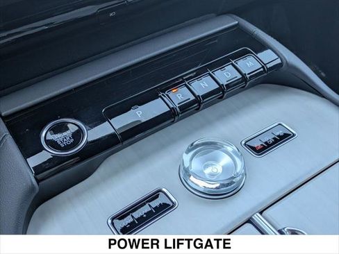 Used 2026 Lincoln Navigator L Reserve w/ Jet Appearance Package AWD/4WD image 17