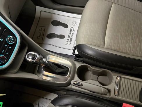 Used 2016 Buick Encore FWD image 33