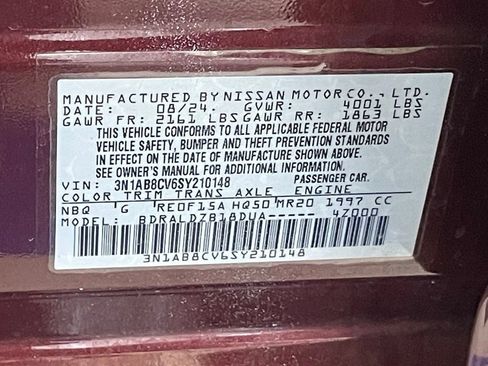 Used 2025 Nissan Sentra SV FWD image 33