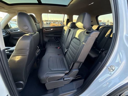 New 2026 Volkswagen Atlas SEL AWD/4WD image 24
