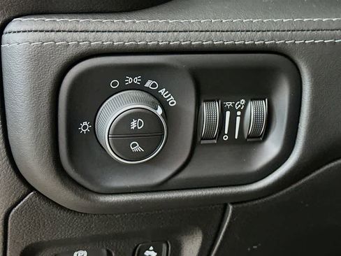 Used 2020 RAM 1500 Limited image 27