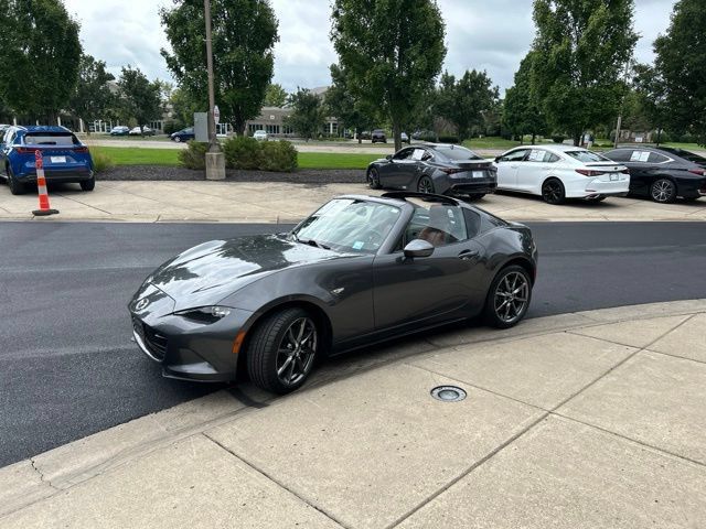 Used 2017 MAZDA MX-5 Miata RF Grand Touring RWD image 3