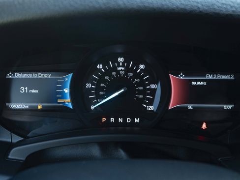 Used 2016 Ford Expedition EL XLT w/ Equipment Group 202A RWD image 23