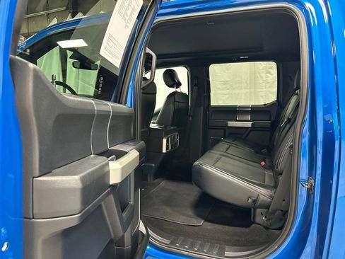 Used 2019 Ford F150 Lariat w/ Equipment Group 502A Luxury AWD/4WD image 39