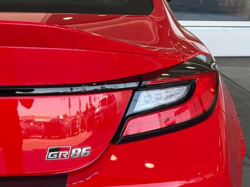 New 2026 Toyota GR86 Premium RWD image 12