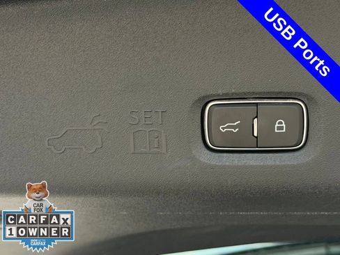 Used 2025 Ford Expedition Active AWD/4WD image 25