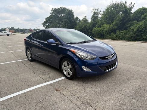 Used 2013 Hyundai Elantra GLS w/ Preferred Pkg FWD image 7