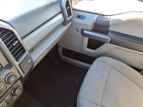 Used 2022 Ford F250 XLT image 28