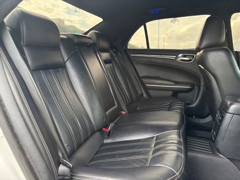 Used 2022 Chrysler 300 S image 11