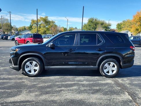 Used 2023 Honda Pilot LX image 5