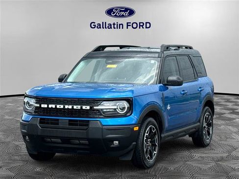 Certified 2025 Ford Bronco Sport Outer Banks AWD/4WD image 1